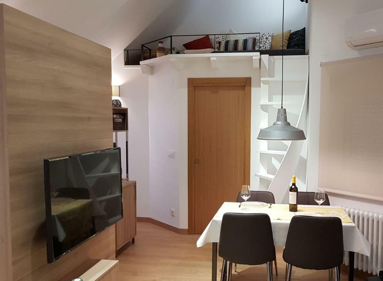 Estudio Atico Con Altillo Ourense Extérieur photo