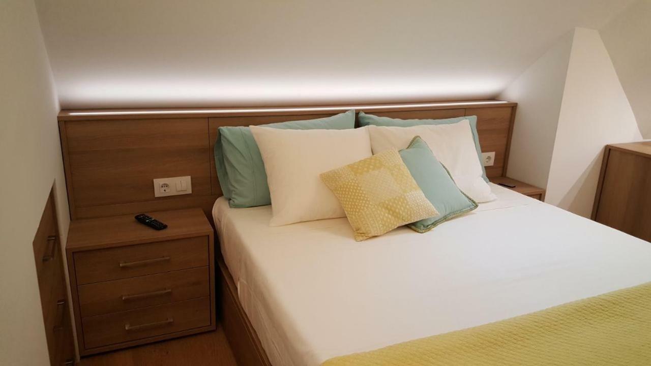 Estudio Atico Con Altillo Ourense Extérieur photo